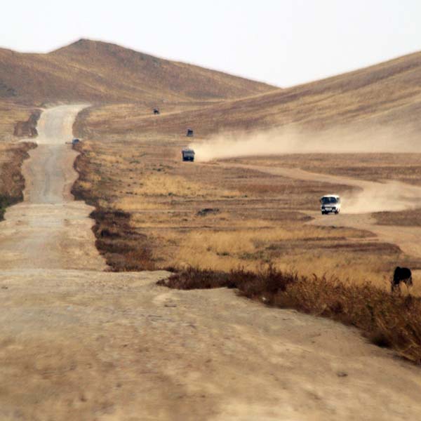 Rush Hour   -   Outer Mongolia - Photography by Katherine Keck 